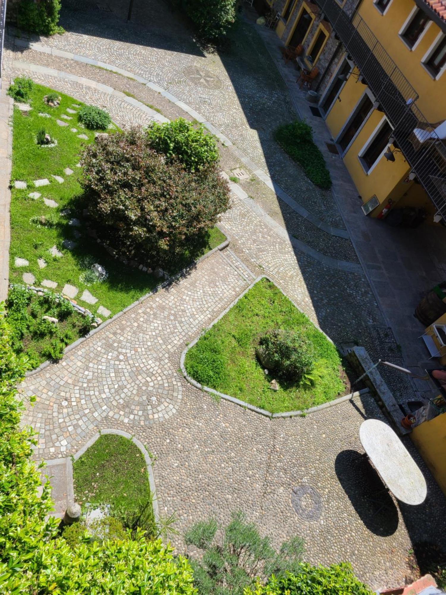 Robin'S Nest Hotel Paruzzaro Kültér fotó